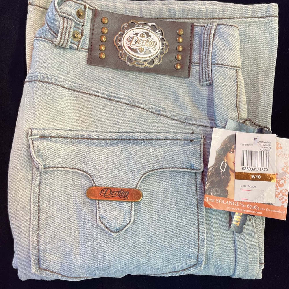 Dereon Jeans